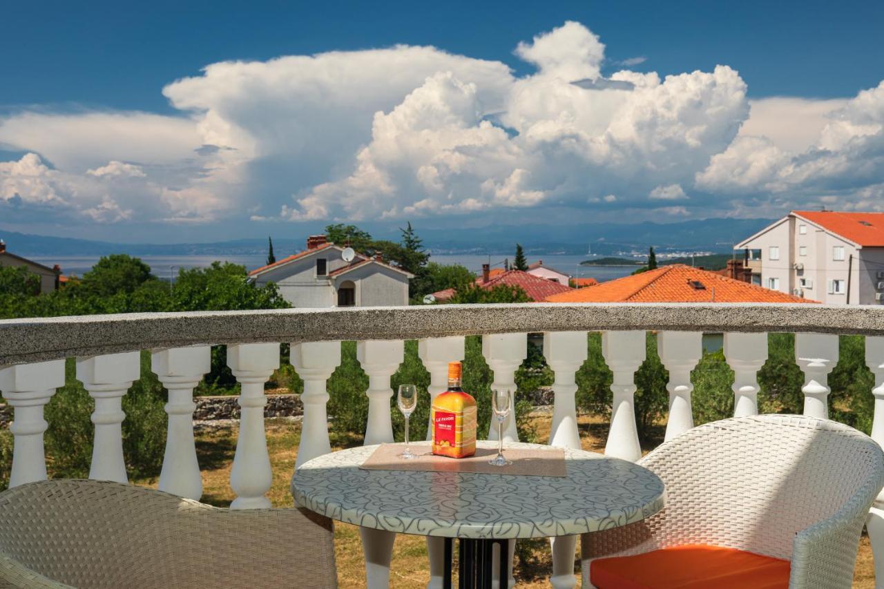 Vila Panorama By El-Pi Tours Malinska Exterior photo